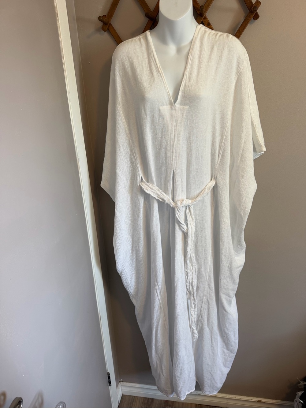 Vintage Diseños Cecilia Natral White Gauze Kaftan Maxi  Medium will fit larger